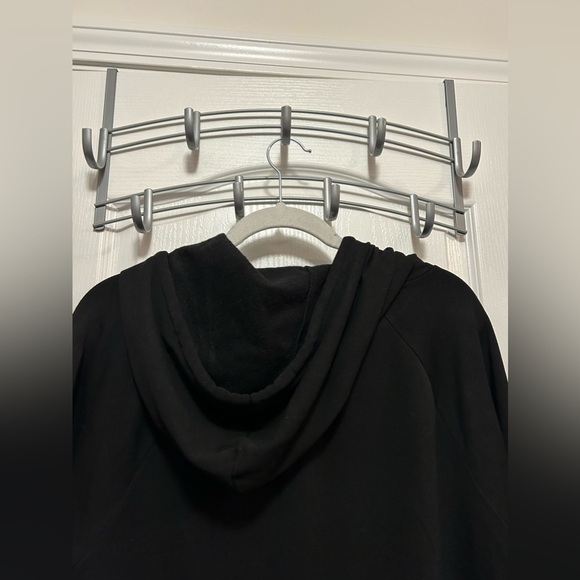 Eddie Bauer Women’s Black Hoodie with Drawstring
Soft Fabric Relaxed Fit medium - Picture 9 of 13